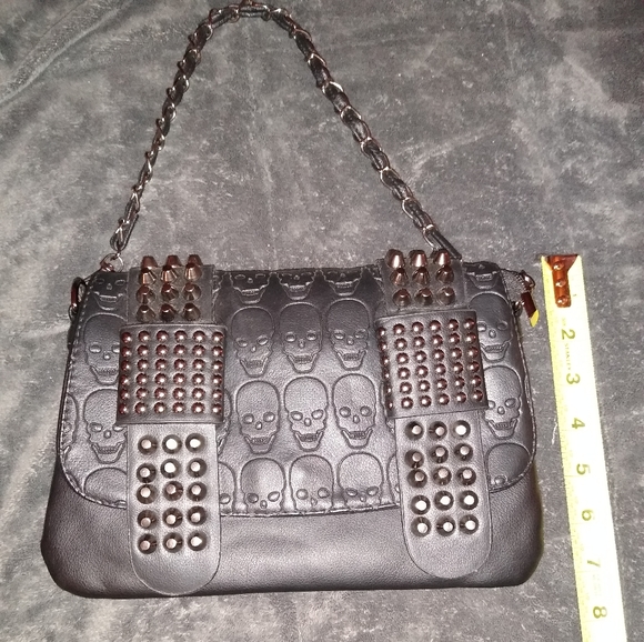 Small skull bag - Picture 2 of 3